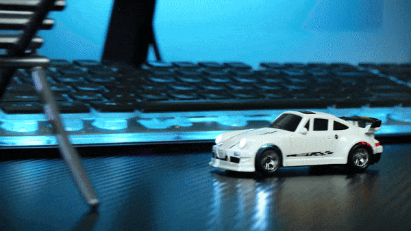 Mini samochód zdalnie sterowany do driftu