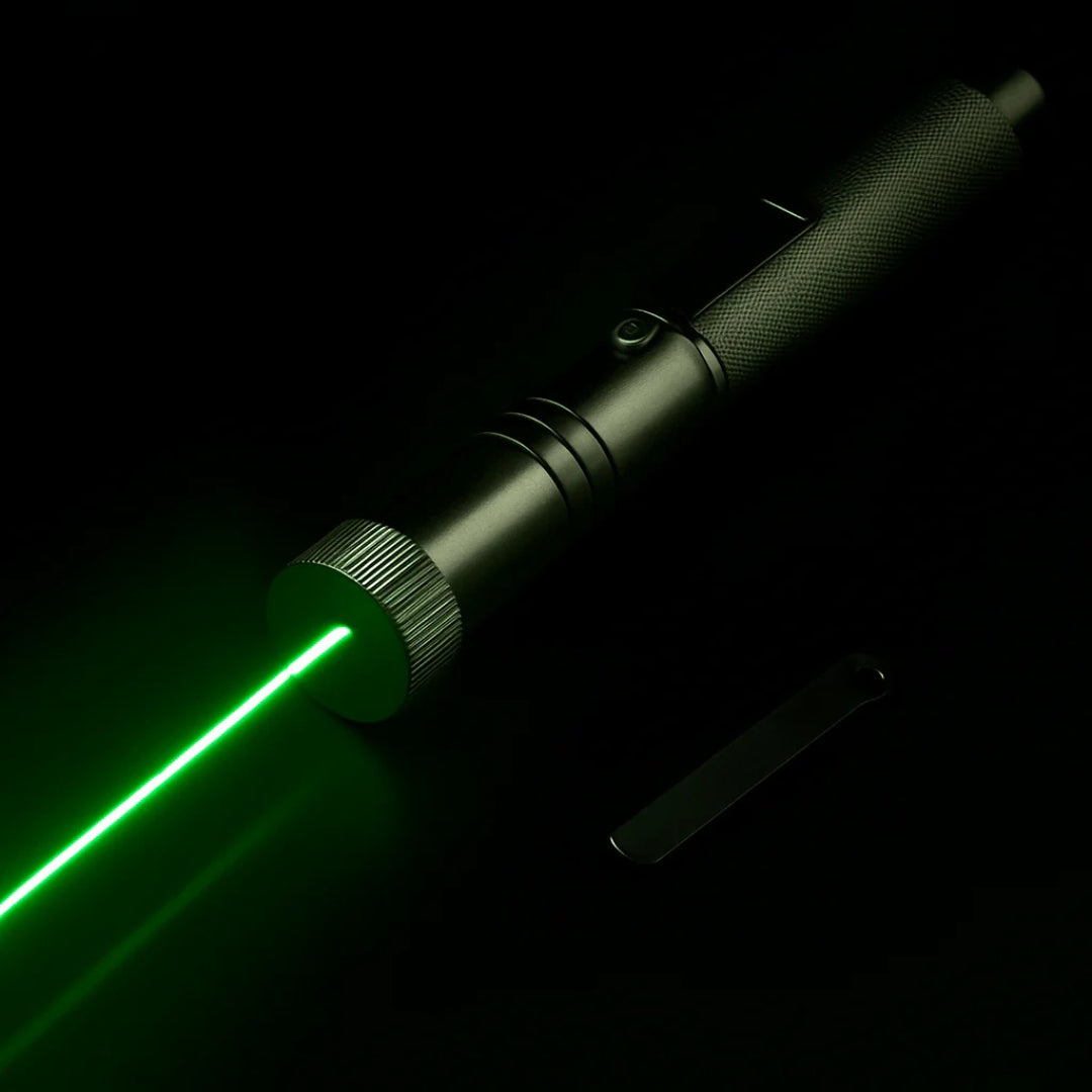 Regulowany Wskaźnik Laserowy Z Ogniskowaniem – Mocna Wiązka Światła – widok produktu 3 | Kidartsy