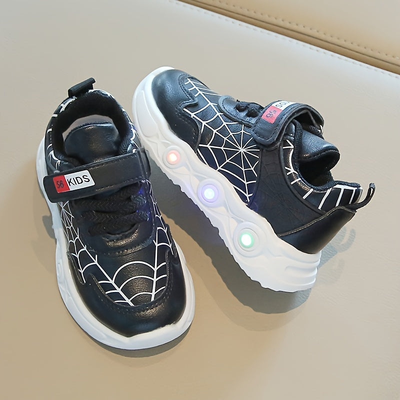 Sneakersy świecące we wzór pajęczyny